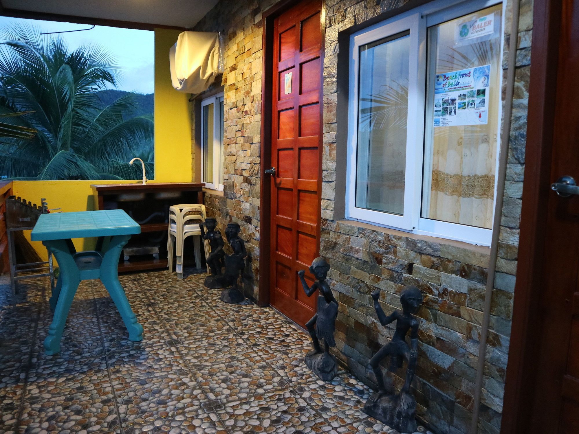 Beachfront Of Baler Resort Exterior foto